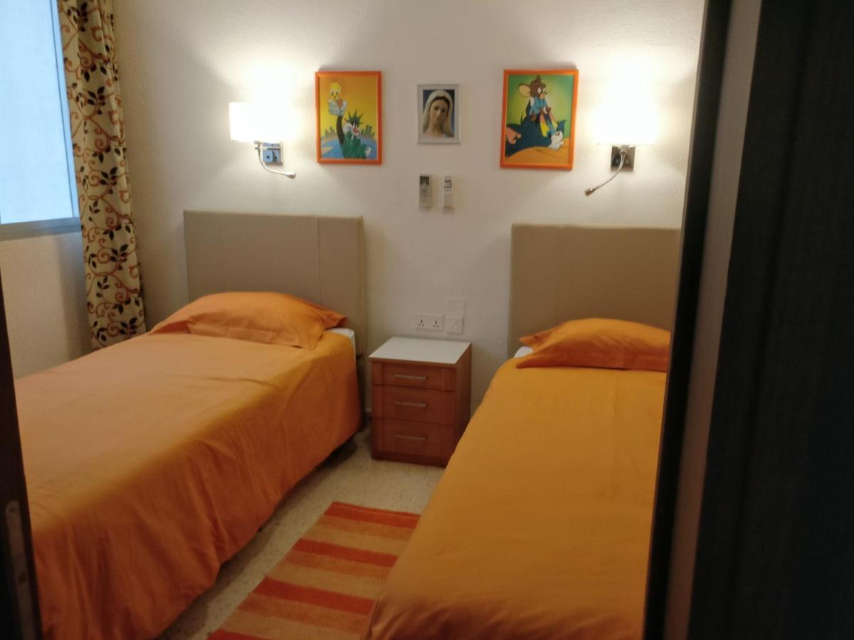Beachfront With Seaviews Apartment No56 Award Winner Unbeatable Location For Closeness To The Sea Ideal For Guests Looking For Winter Spring And Autumn Breaks In Sunny Malta Also Ideal For Coastal Hikers Мелліха Екстер'єр фото